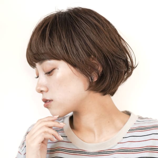 大人女性におすすめ丸みショート