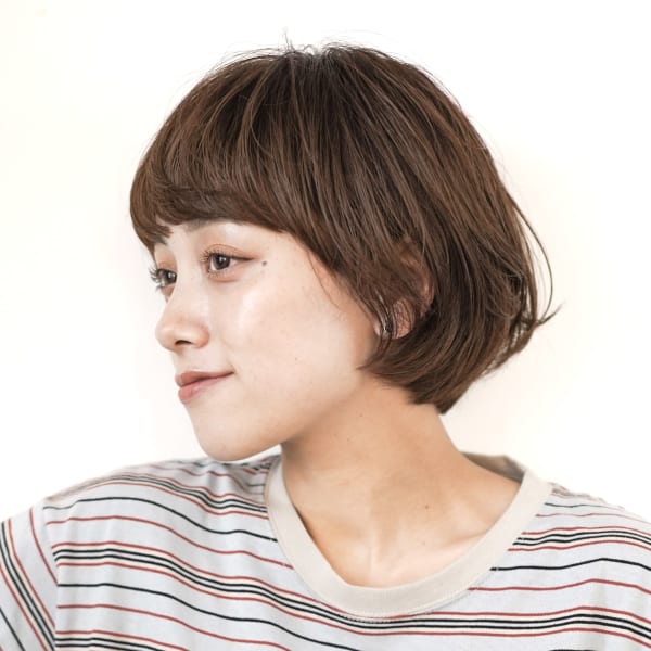 大人女性におすすめ丸みショート