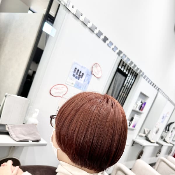 コーラルピンク マッシュルームヘア