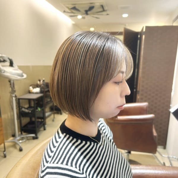 大人かわいいコンパクトボブ【顔周りハイトーン】30代40代5