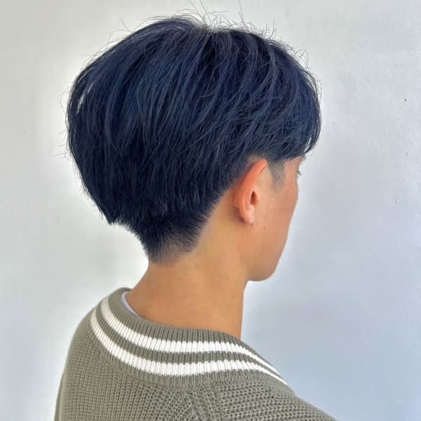 刈り上げマッシュ　ブルーブラック　韓国風カラー|CAPA south 春日・大野城店