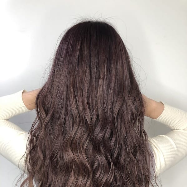 くすみピンクグレージュ