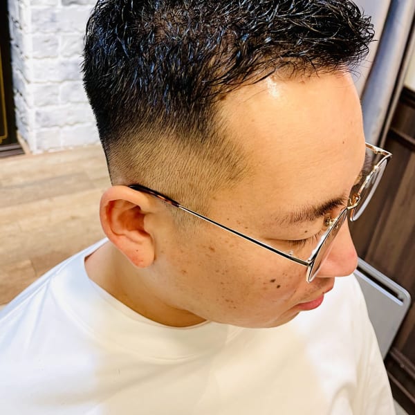 濡れパンフェード|Million Bucks barber shop 上野