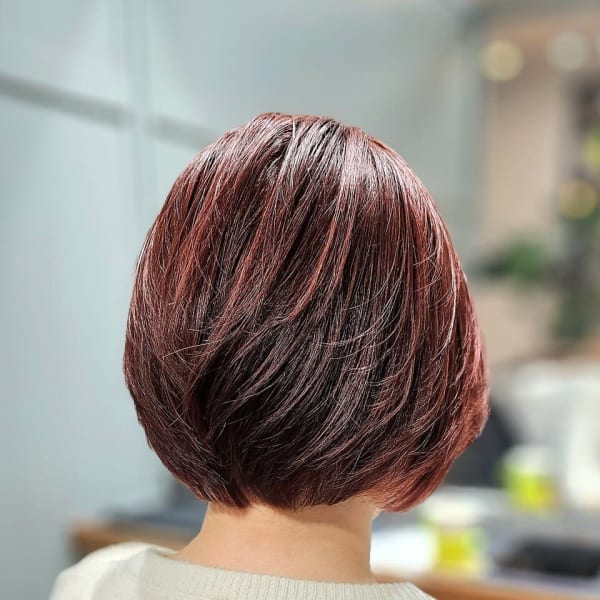 艶感ピンクベージュ ボブ