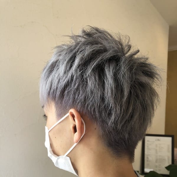 ホワイトベージュ