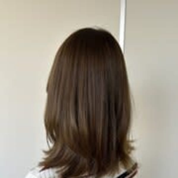 軽やかミディアムレイヤー|NAGOMI NO HiTOTOKi