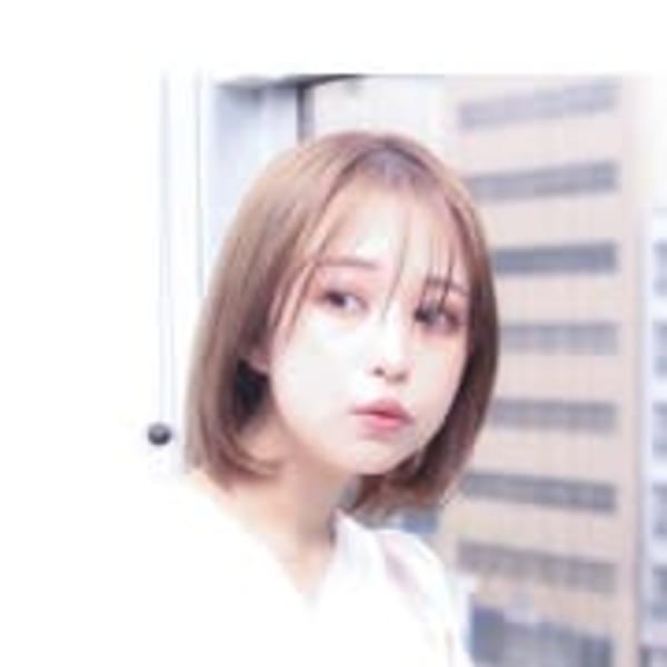 セミディ　シアーカラー　シースルーバング　切りっぱなしボブ|Menon