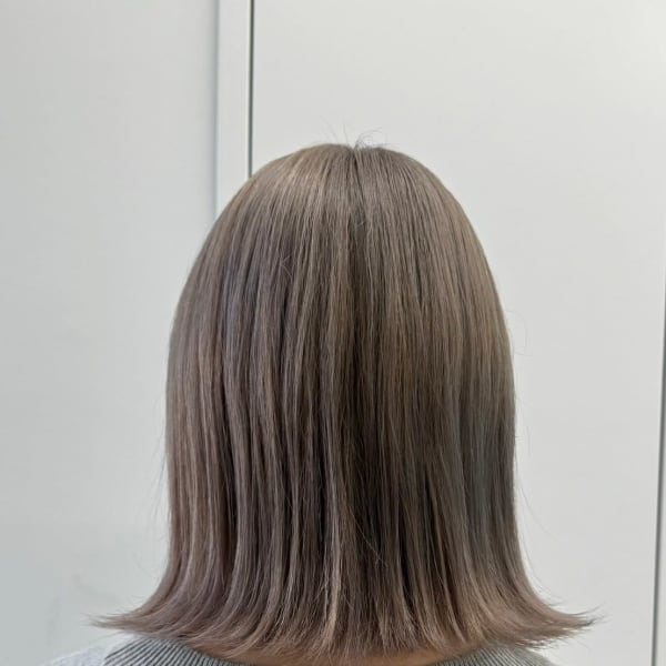 ミルクティーベージュ