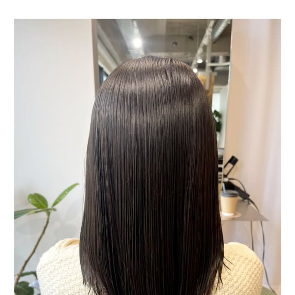『1度でここまで改善』髪質改善/ミディアム極艶レイヤー　|Vanguard早稲田