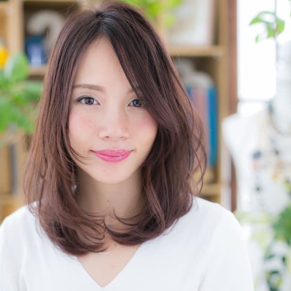 色っぽ大人かわいい☆アシンメトリーセミディグレージュアッシュ