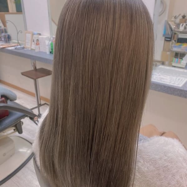 【Re.felice／札幌】シルバーベージュ