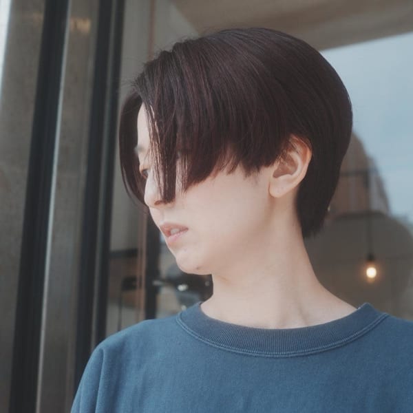 ハンサムショート 前下がり 20代 30代 