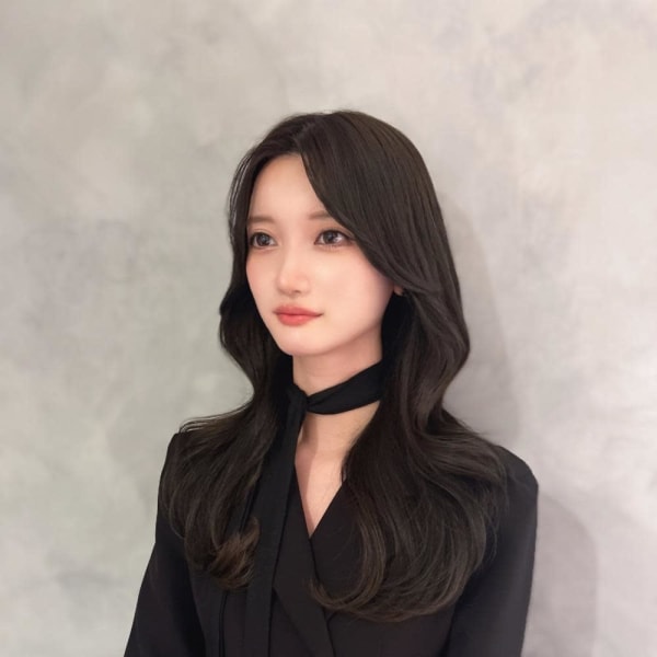 大人気レイヤーカット|GRACE 梅田店