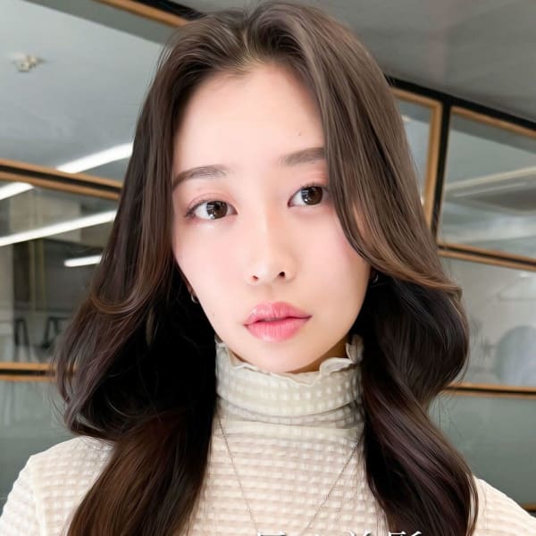 黒髪美髪レイヤー韓国ヘアロングくびれワンカール小顔エアリー