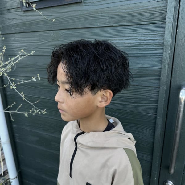 キッズカット＆ツイストスパイラルパーマ|Cherie