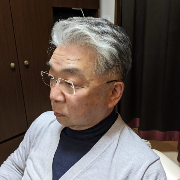 クラシカルシルバーヘア