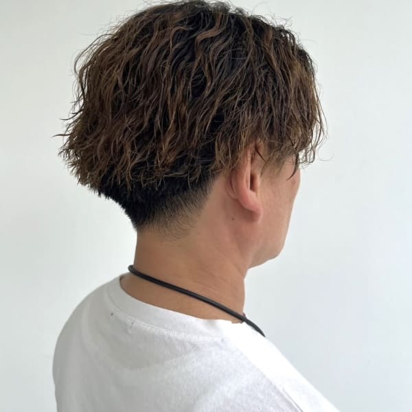 ツイストスパイラルパーマ　センターパート　ツーブロック|CAPA south 春日・大野城店