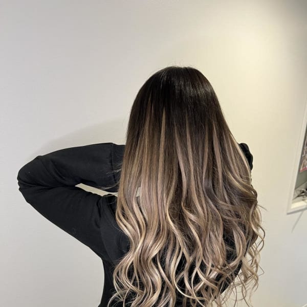 ハイライトエクステで明るくちぇーんじ