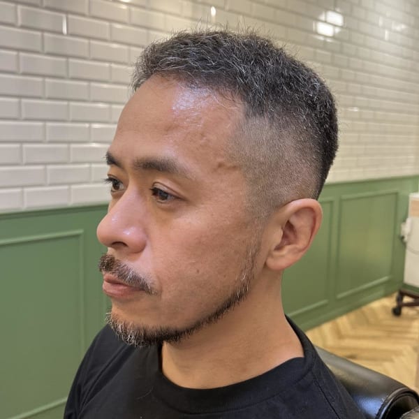 フェードショートスタイル<理容室>