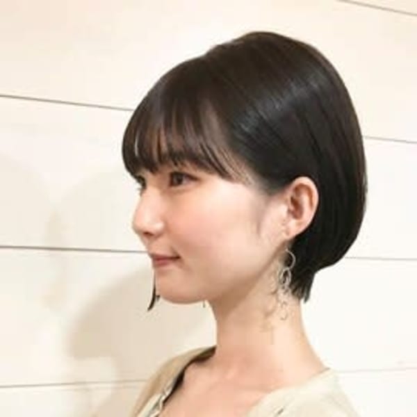 耳掛けショート/似合わせ丸みショートヘア/斜めバング|hair stars