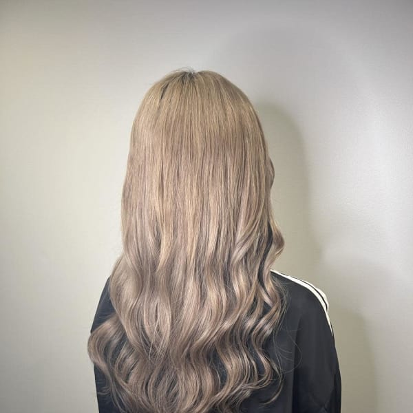 ブラックピアスカラーでイメチェン!