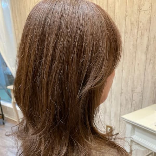 セミロングレイヤー