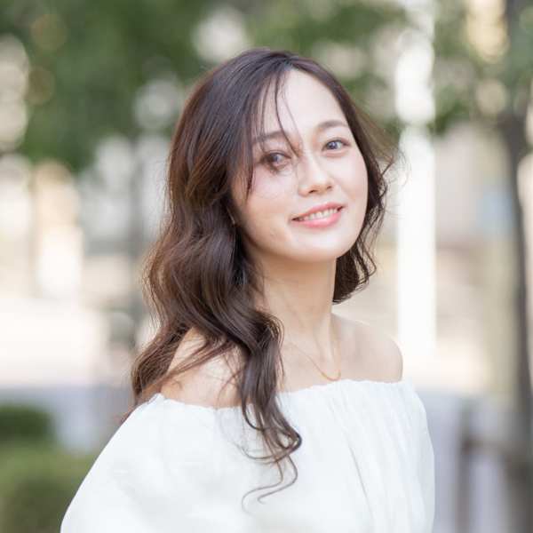 フェミニン×リラックスカール|SALONS HAIR 舟入幸町店