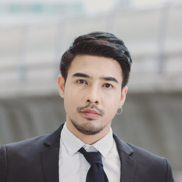 ビジネス/メンズカット/30代40代50代/ヘッドスパ/赤羽|OHI 赤羽店