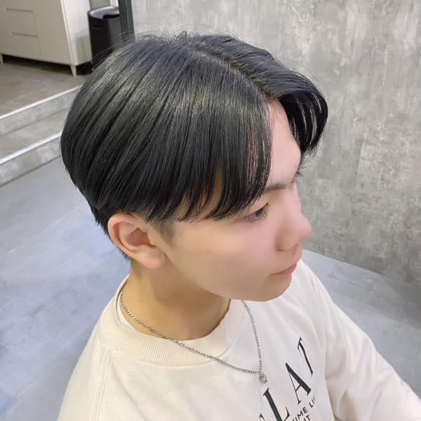 センターパート×グレージュ