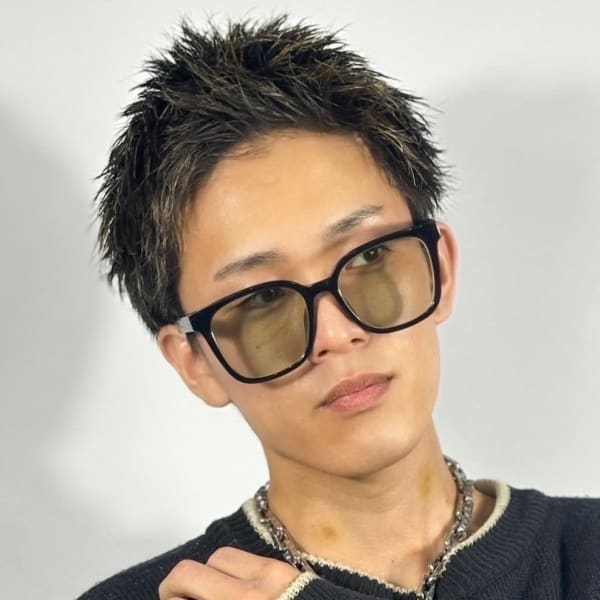 スパイキーショート