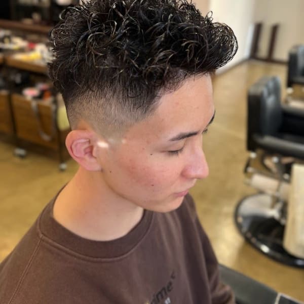 スパイキーカールスタイル