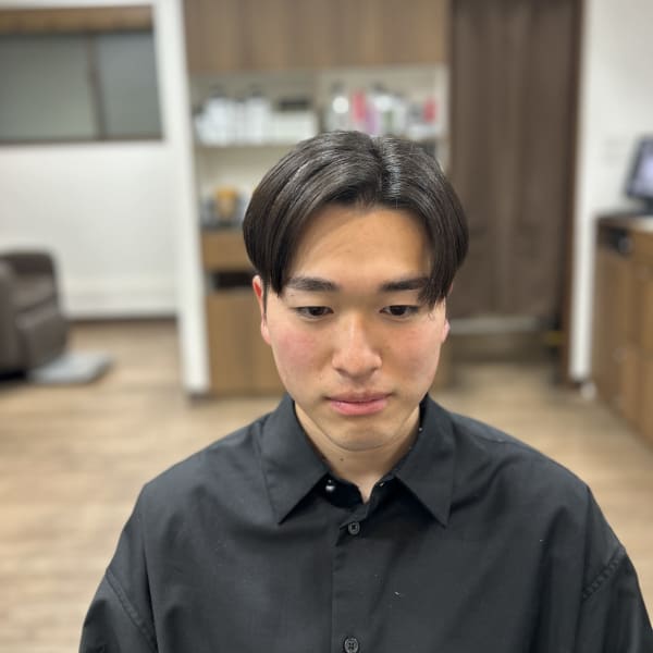 虎ノ門<理容室>メンズカット×縮毛矯正