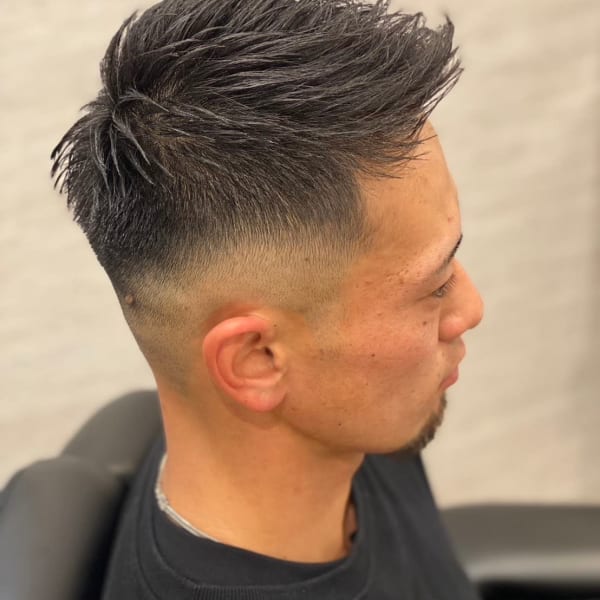 フェード×アップバング|UNTRACE－BARBER SHOP－