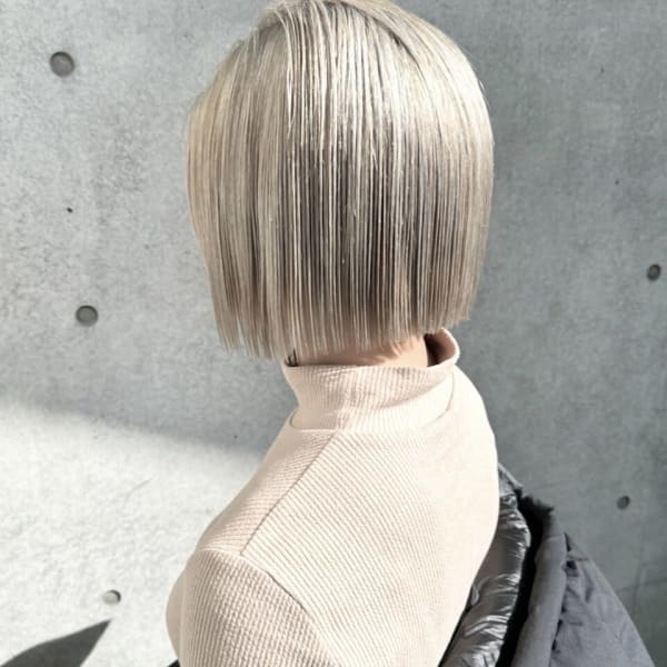 《MINAMI》タッセルボブ&ミルクティーブロンド