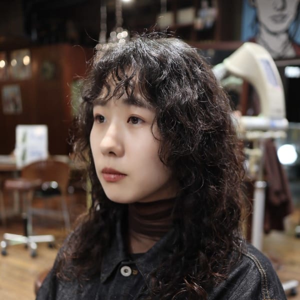 ロング×カーリーヘアしっかり目ウェーブ［恵比寿／スパイラル］|MERON 恵比寿【メロン エビス】