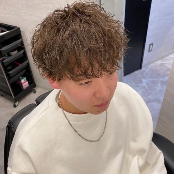 収まる！波巻きパーマ×マッシュ|UNTRACE－BARBER SHOP－
