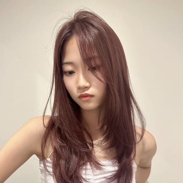 ウルフカットロングウルフレイヤーカット韓国風ヘア黒髪