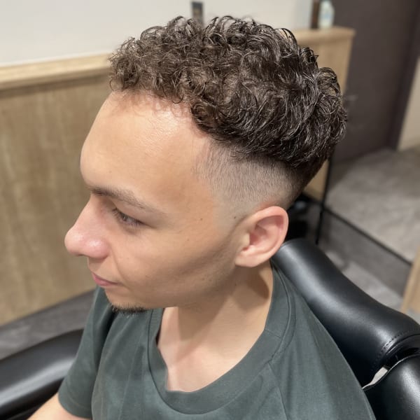 スキンフェード×プードルパーマ|Pu-ro Barber