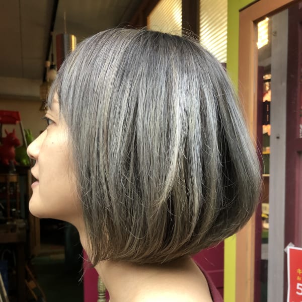 モノトーンカラー|PORTA CARINA SALON