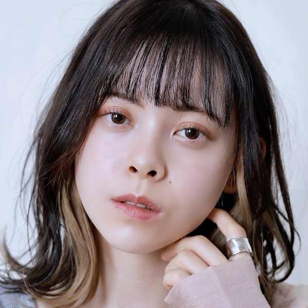 くびれミディ/イヤリングカラー