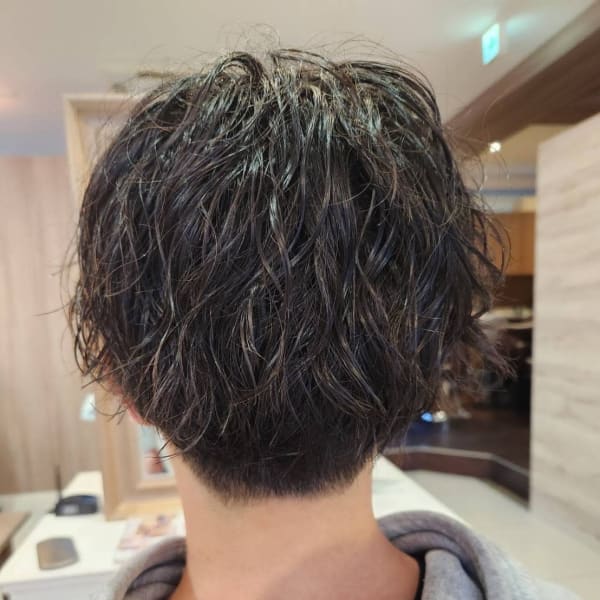 ツイストスパイラル|divine 船橋店【メンズカット&白髪ぼかし】