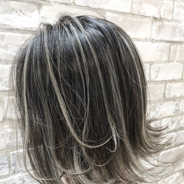 透明感抜群ハイライトグラデーション/フェザーバング