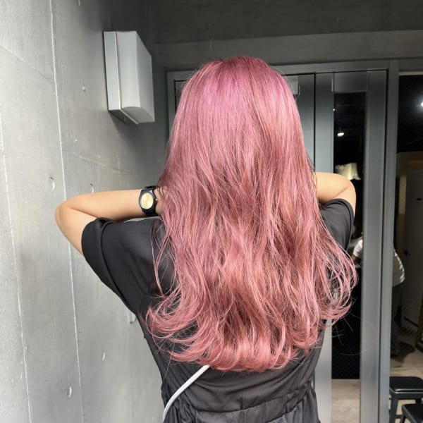 ミルクティーベージュ　グレージュ　ピンクベージュ　ピンク