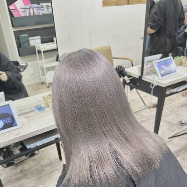 シルバーカラーアッシュグレー成増地下鉄成増大山