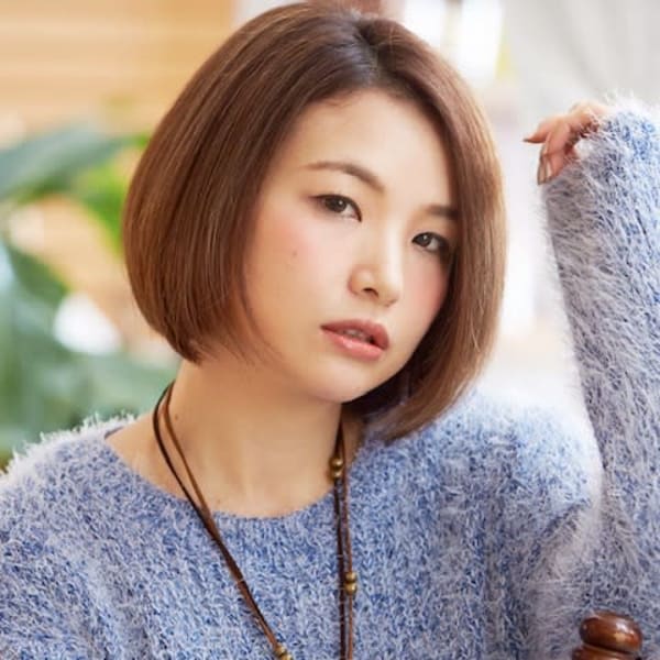 イヤリングカラー黒髪小顔切りっぱなしボブ|hair garden Rold