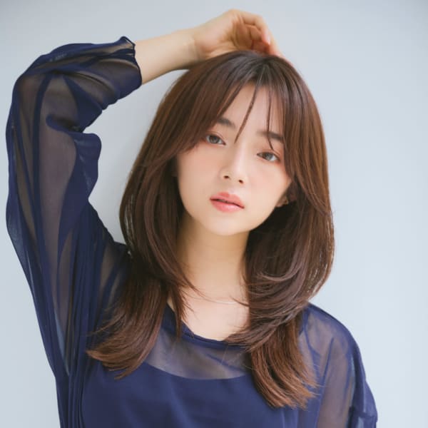 大人かわいい20代30代40代ミディアムレイヤー小顔前髪カッ