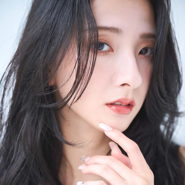 大人小顔ロングレイヤー韓国ヘア