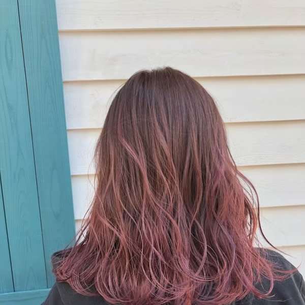 ピンクブラウン