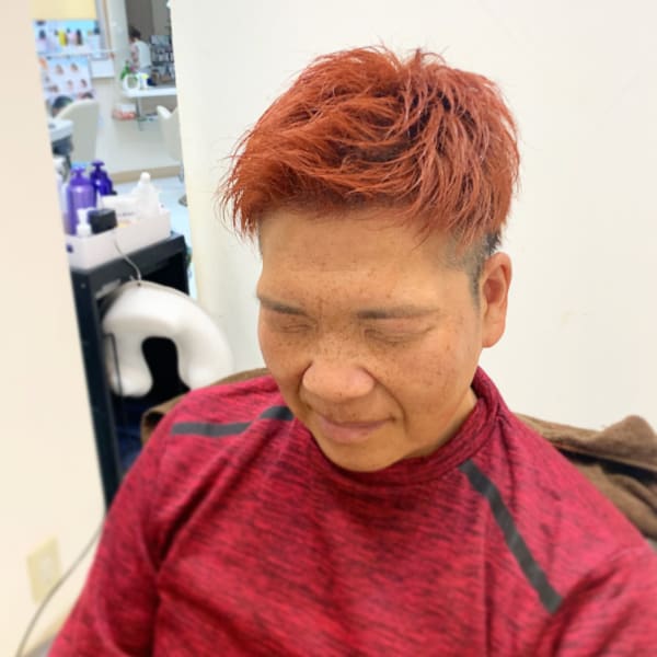 アップバングショート