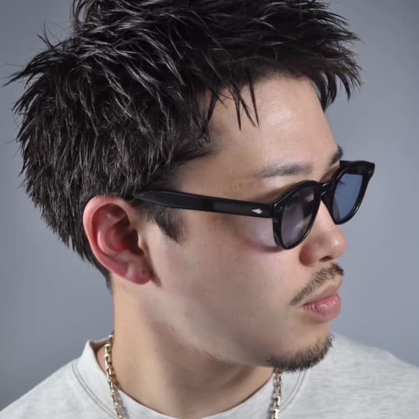 アップバングスパイキーショート